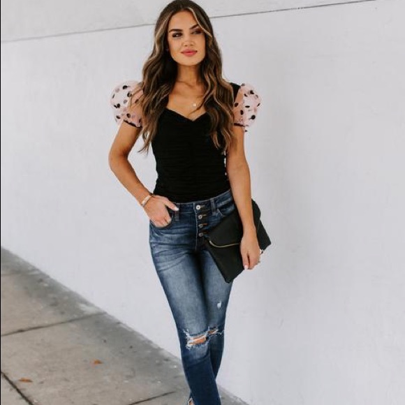 LAST ONE - Minnie Ruched Puff Sleeve Bodysuit Vici - Picture 3 of 8